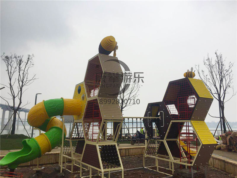 木質(zhì)蜂巢滑梯 木質(zhì)蜂巢滑梯
