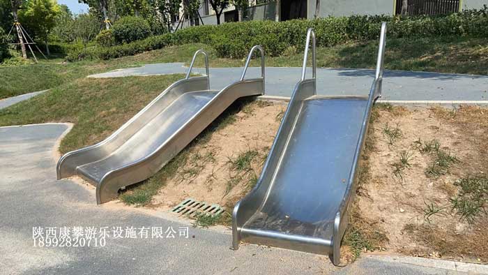 滑滑梯 滑滑梯