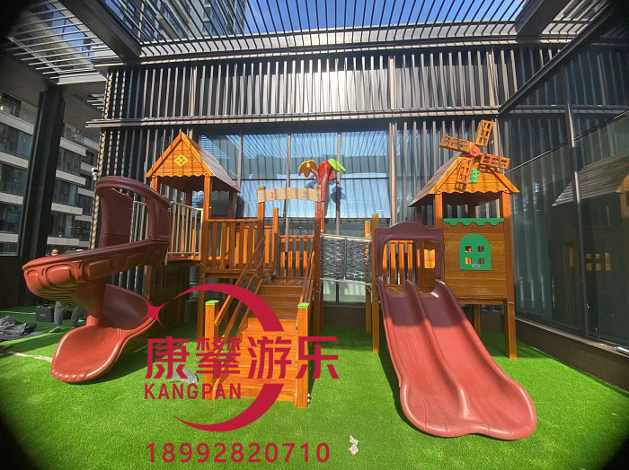 木質(zhì)滑梯 木質(zhì)滑梯