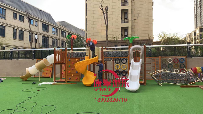 戶(hù)外木質(zhì)滑梯