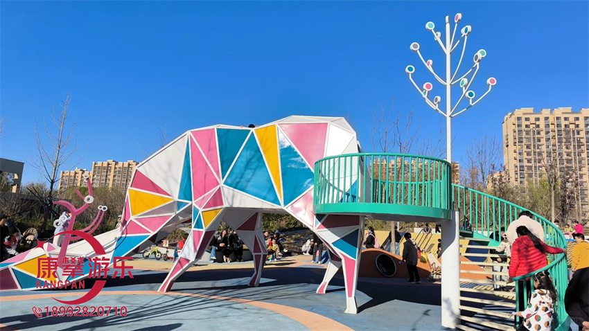 公園游樂設(shè)施