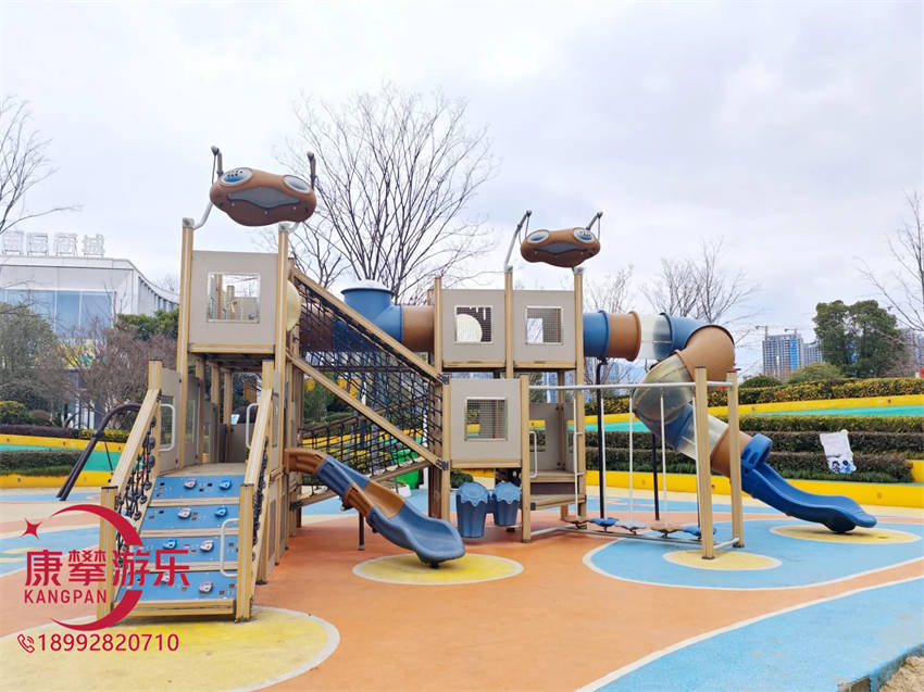 游樂(lè)設(shè)施滑梯