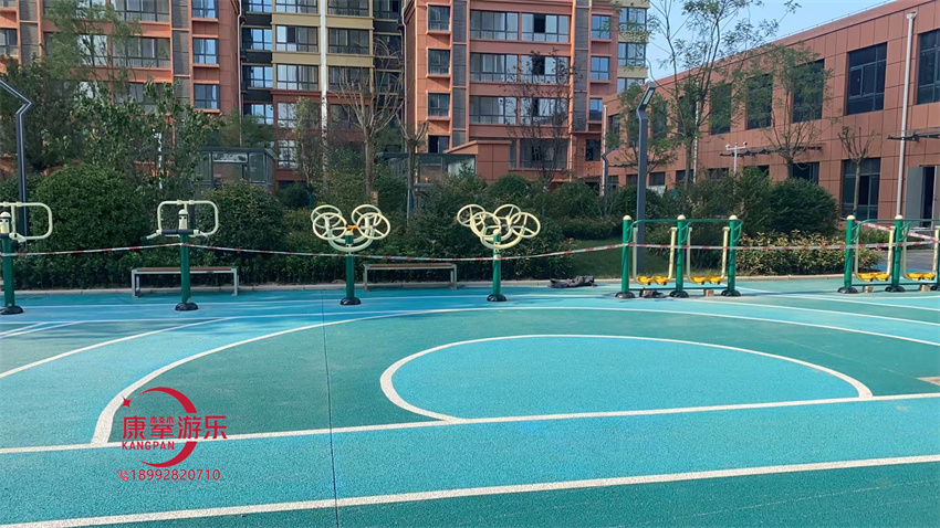 戶外健身器材