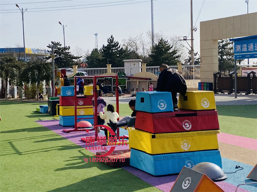 幼兒園戶(hù)外跑酷玩具