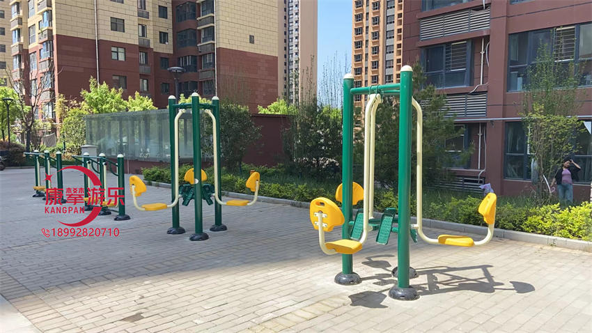戶外健身器材